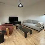 Stay U-Nique Apartment Martiricos II