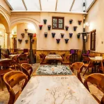 Anahita Boutique Hotel
