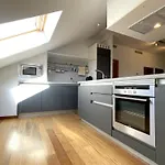 Atico En Plaza De La Constitucion 3 Bedrooms