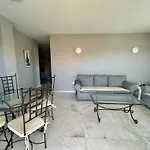 Modern And Stylish Apartment Seeview And Golfview