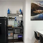 Hostal Nv