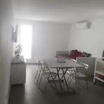 2 Rooms Con Terraza Junto A Monte Victoria