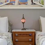 Magnolia House
