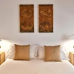 La Casa De La Alameda