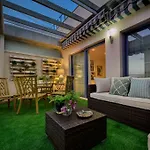 Genteel Home Eslava Terrace