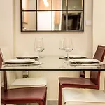 Soho Apartment Principal Avenue
