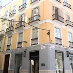 Life Apartments Calderon