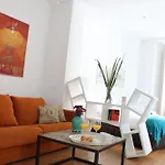 Life Apartments Calderon