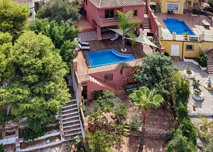 Holidays2Malaga Candado House pool&garden