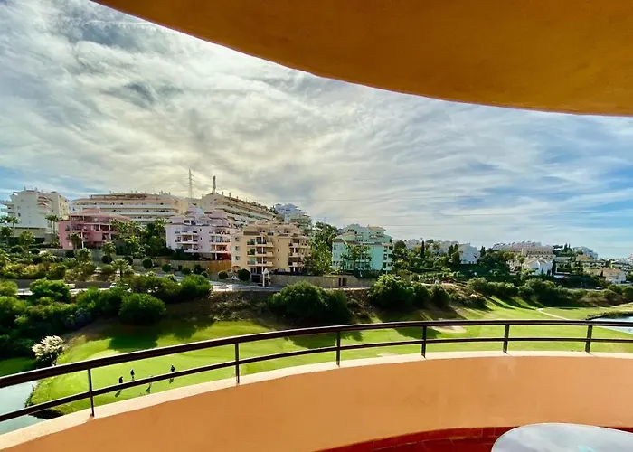 Modern And Stylish Apartment Seeview And Golfview