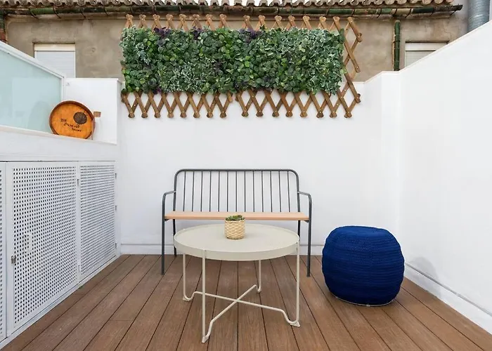 Tgh/ Malaga Center Western Style