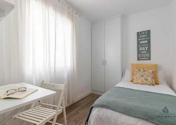 Living4Malaga Sea Breeze Apartment