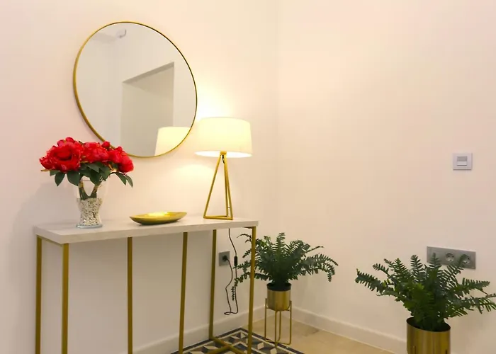 Reding Beach & City Apartment