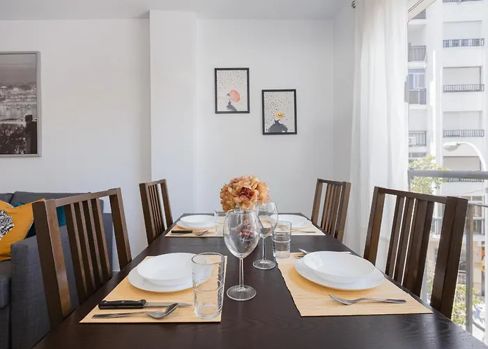 C17 Lovely 2 Bdr Apartment