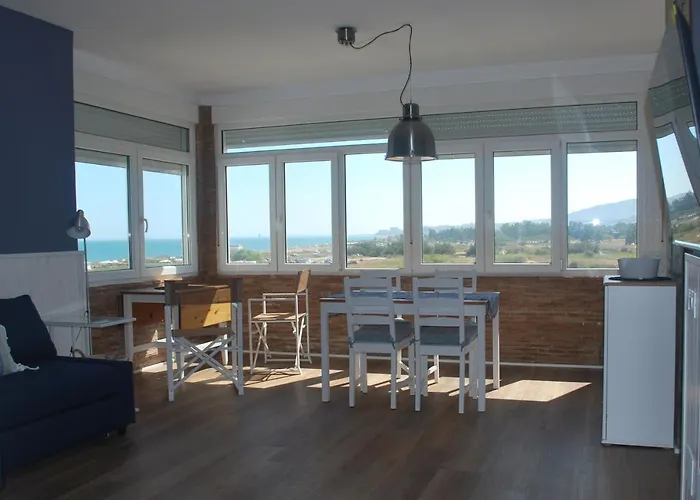 Una Ventana Al Mar En Malaga