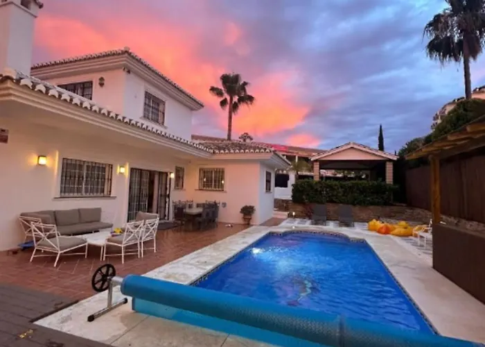 Lets In The Sun - Villa Sunset