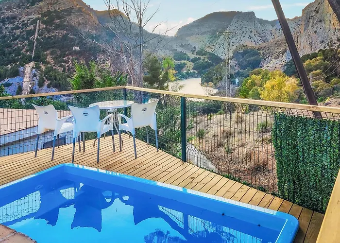 Gorgeous Home In Malaga With Wifi