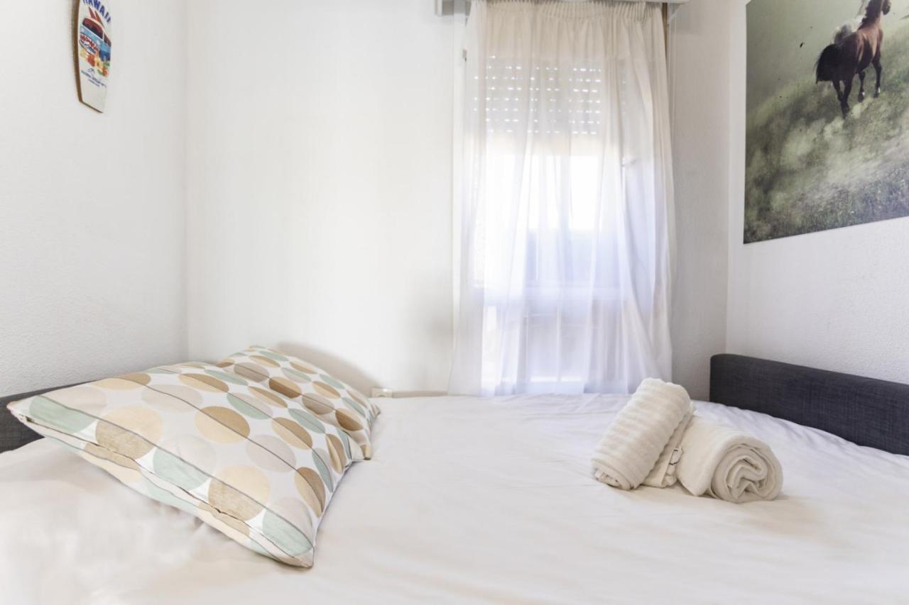 Rentcostadelsol Malagueta Miramar Apartment
