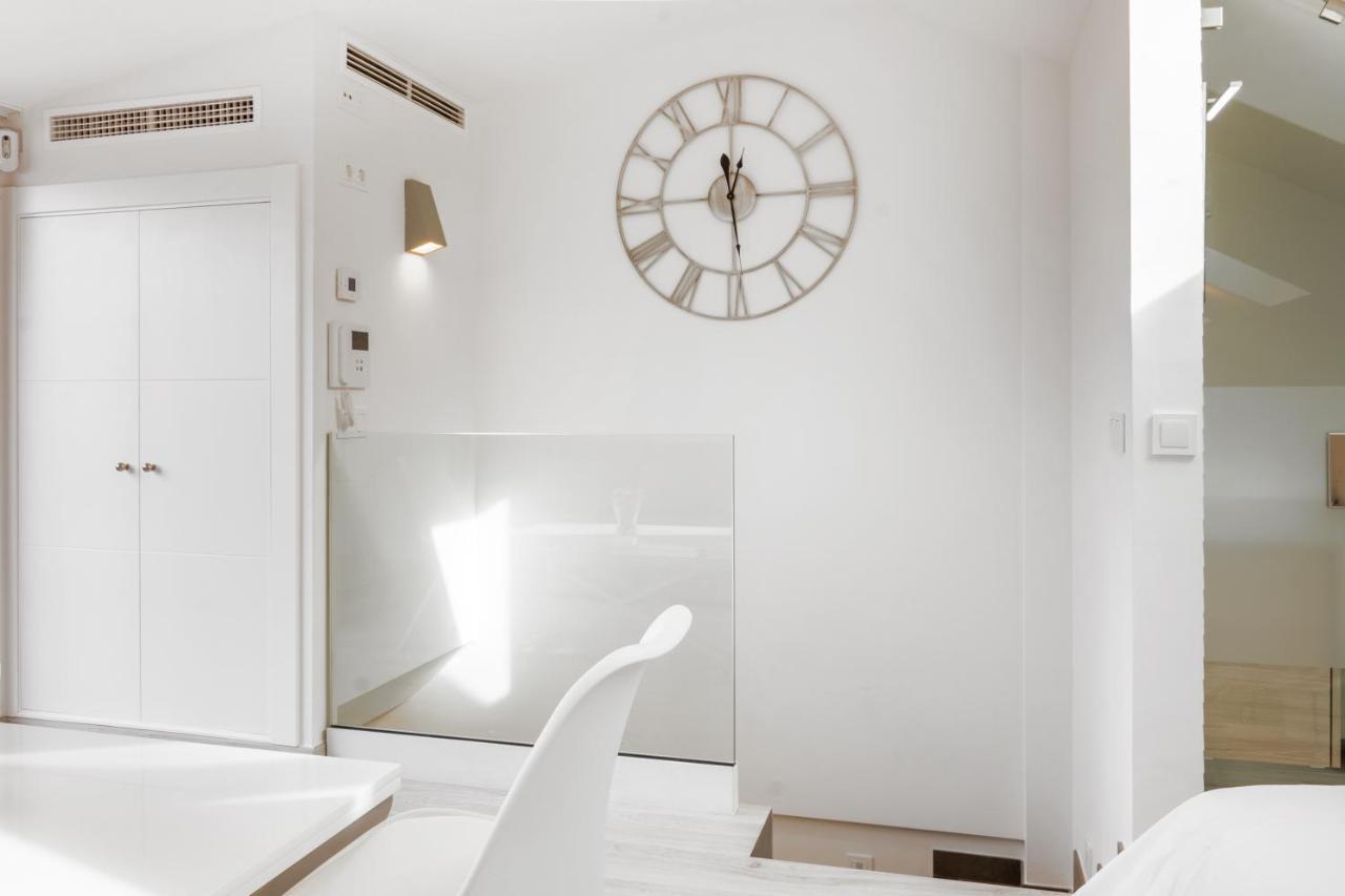 Minty - La Merced Atico Duplex Apartment *