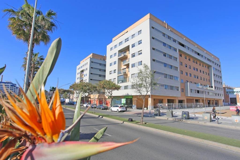 Atico Con Terraza Y Vistas, Parking Gratuito Málaga