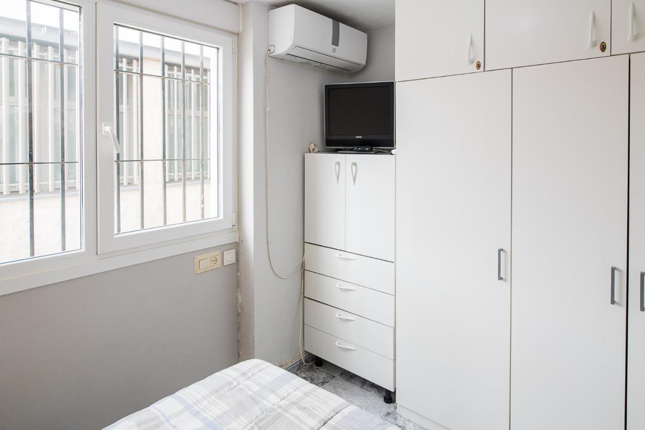 Malagaonbeach 2 - Two Bedrooms - Up To 3 People - 30 Meters Málaga