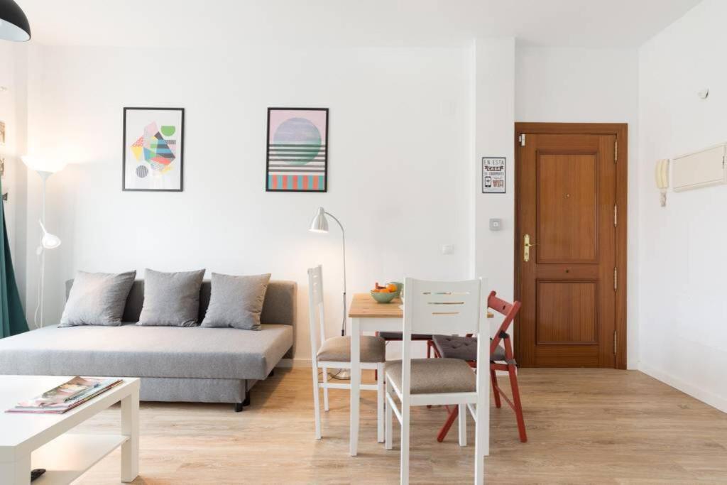 Apartment City Breaks In Downtown *
