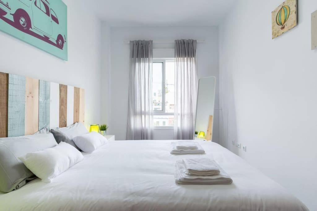 City Breaks In Downtown Apartment *