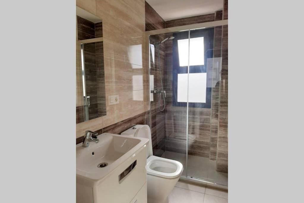 New In The Center-terrace & Free Parking Malaga