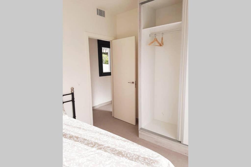 New In The Center-terrace & Free Parking Apartment Malaga