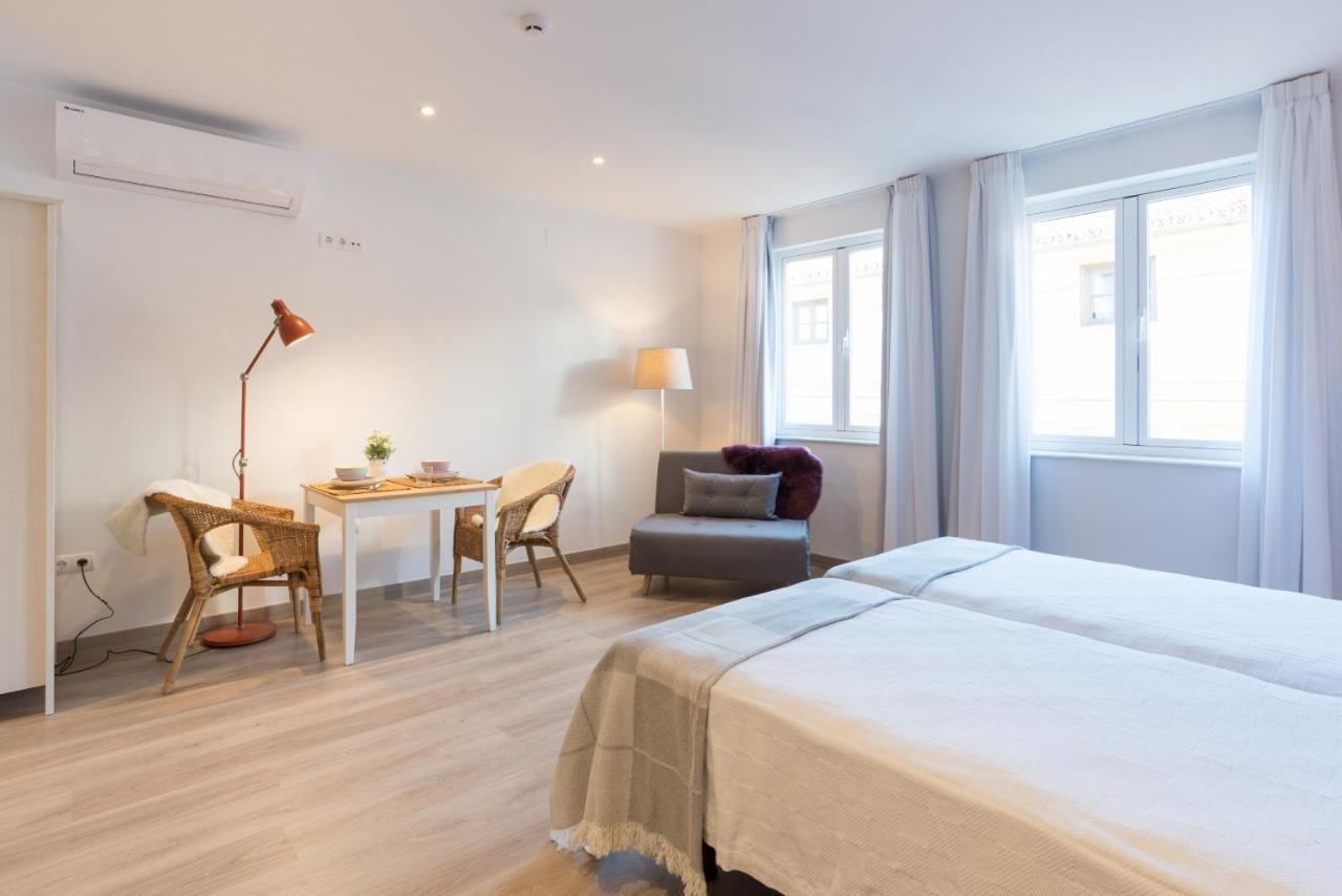Urbe10 Atarazanas Premium Loft Apartment