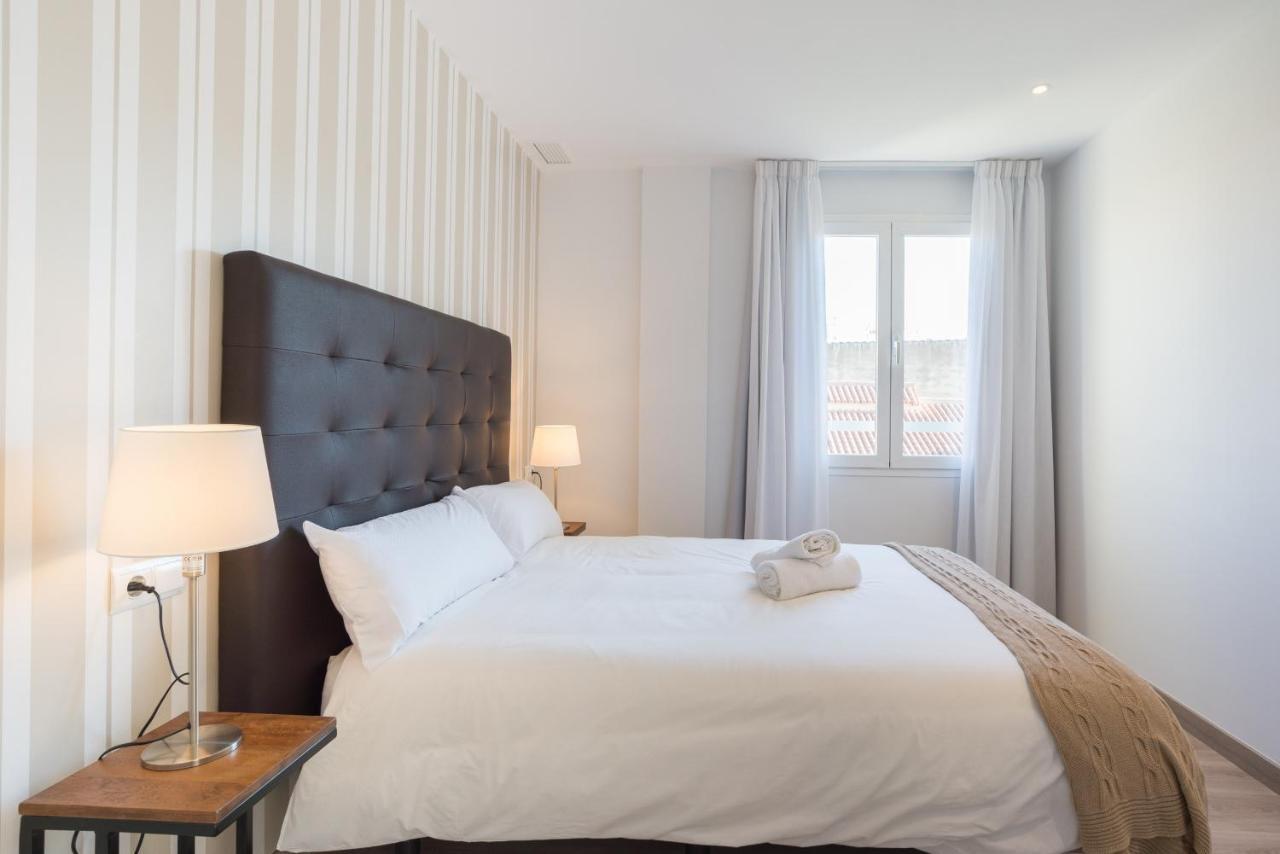 Apartment Urbe10 Premium Atarazanas 4 Bedrooms *