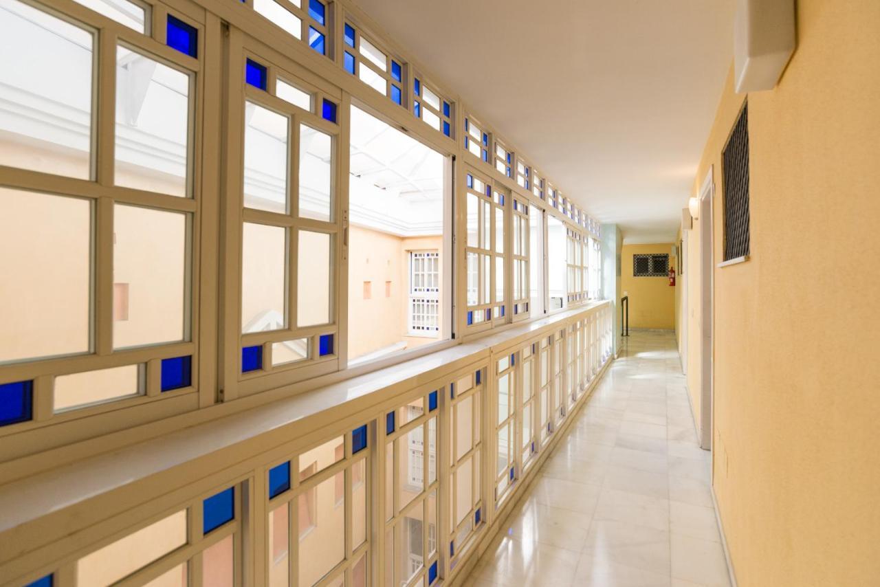 Urbe10 Plaza De La Merced Duplex 1 Bedroom Apartment