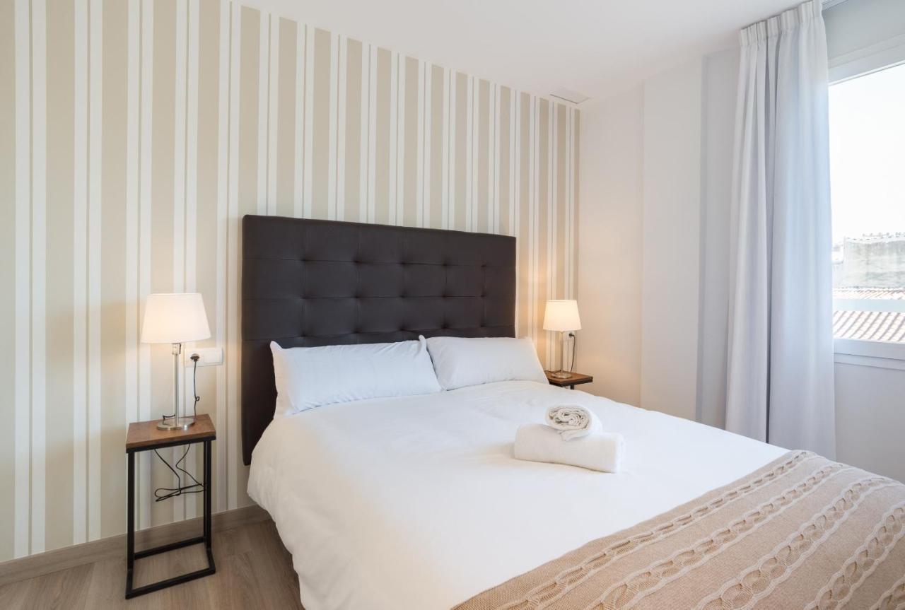 Apartment Urbe10 Premium Atarazanas 4 Bedrooms