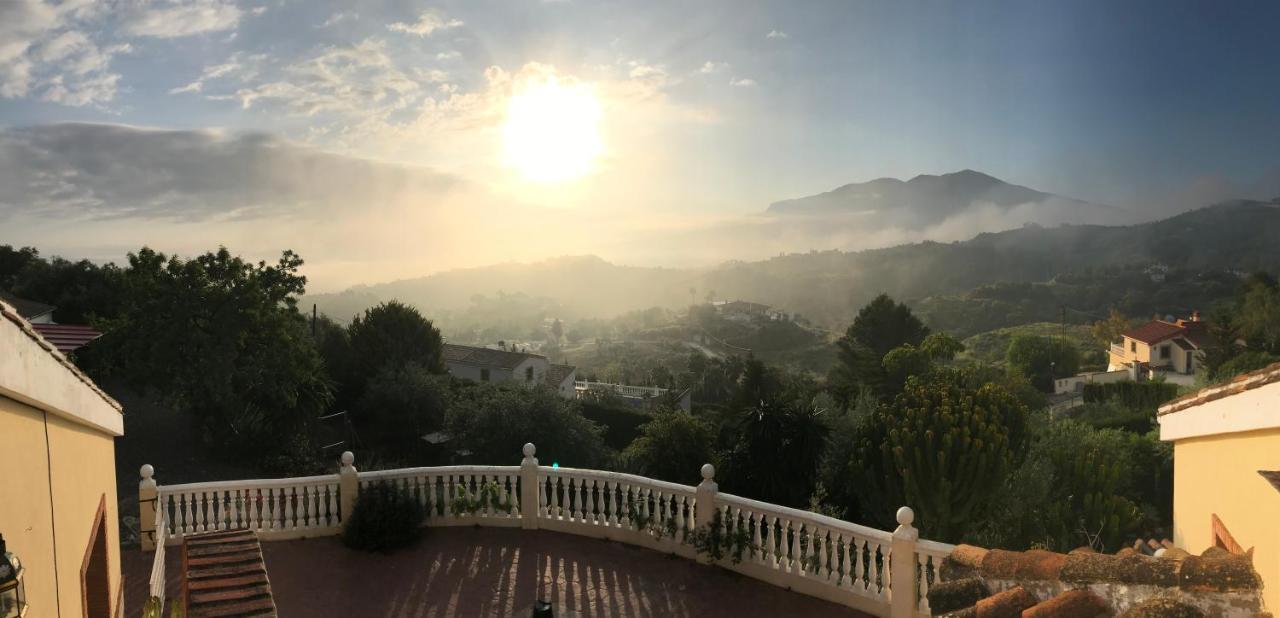Views Apartment, Cortijo Fruitful Hills Apartment