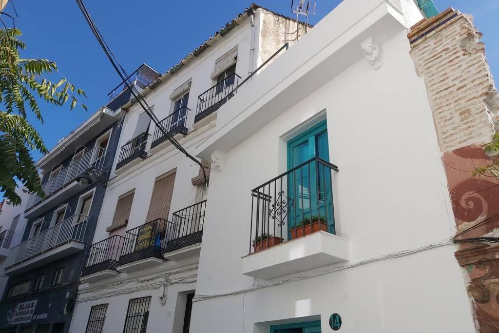 Tgh/ Vital Aza Centro Apartment *