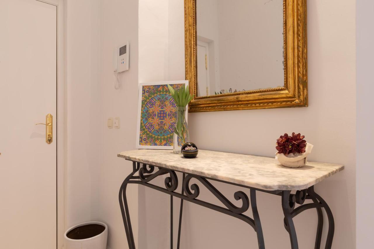 Molina Lario Catedral Apartment