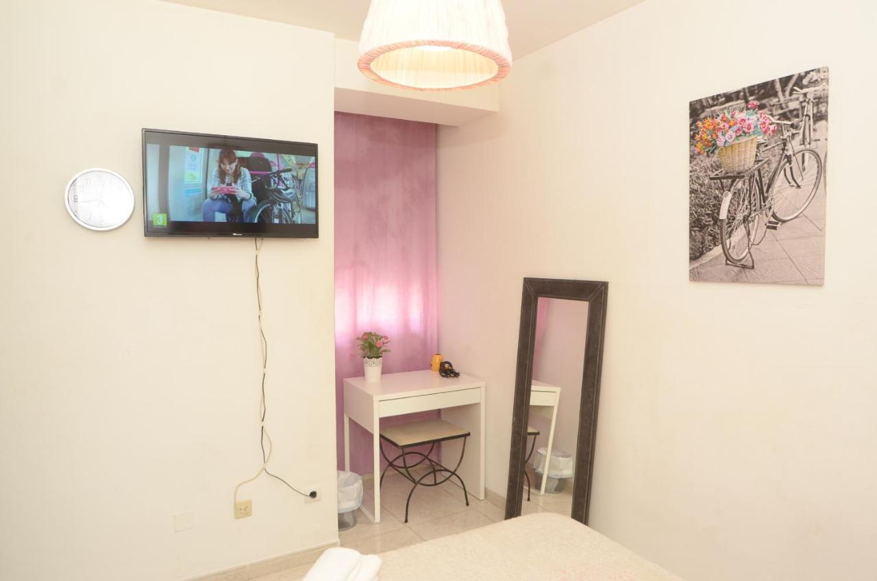 A 300 Metros Del Centro Historico Homestay