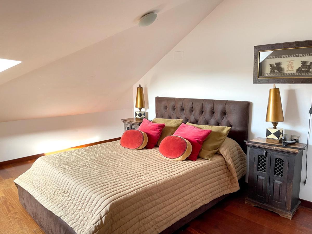 Atico En Plaza De La Constitucion 3 Bedrooms Apartment Malaga