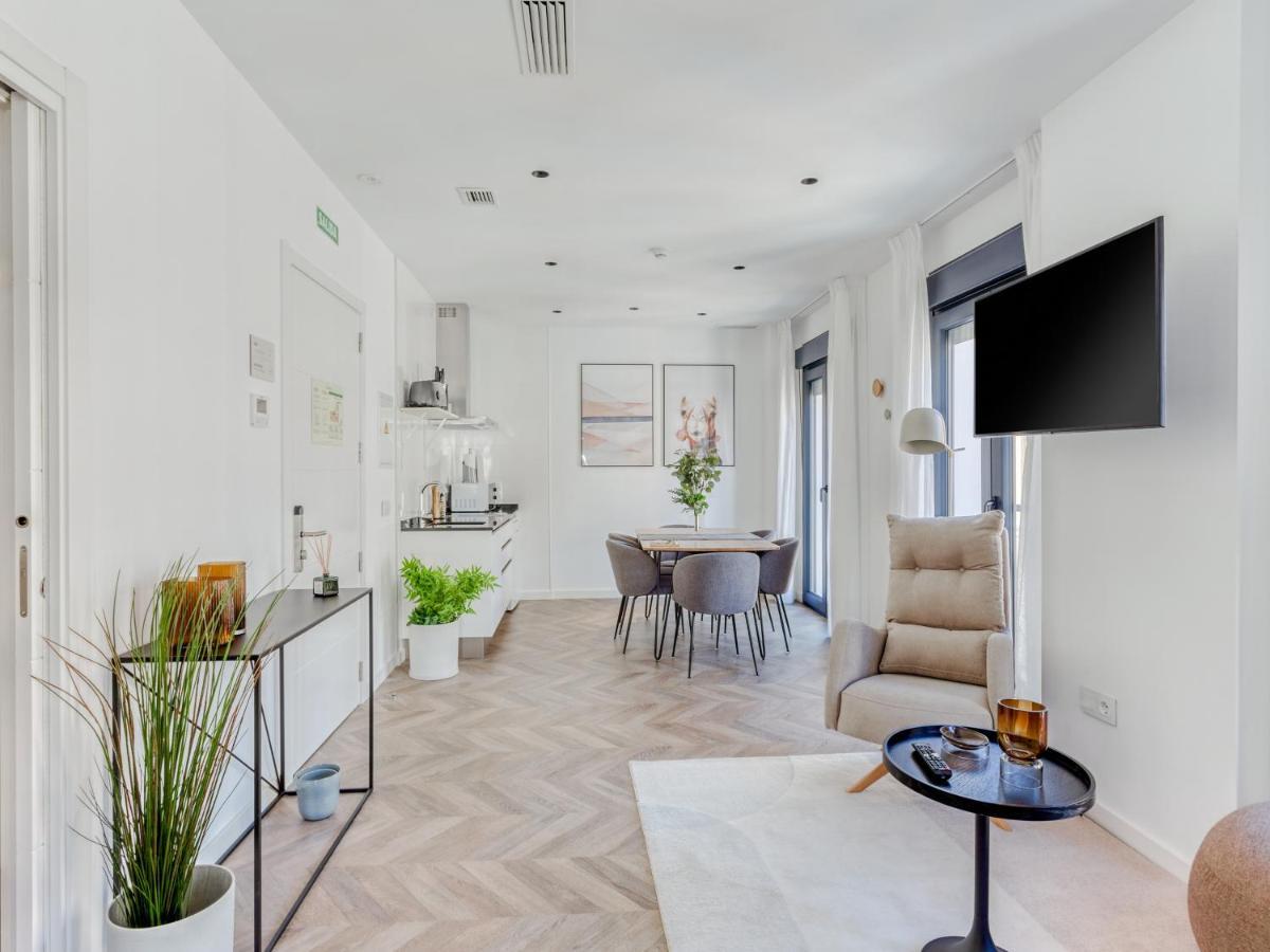 Limehome Calle Ancha Del Carmen - Digital Access Aparthotel Malaga