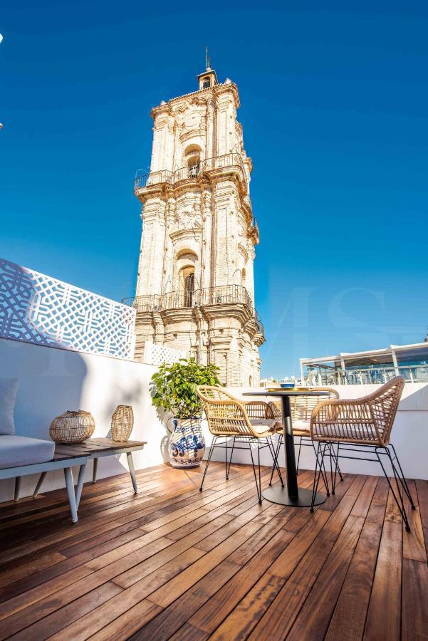 Duplex With Private Rooftop & View On San Juan Church By Rems Apartamento