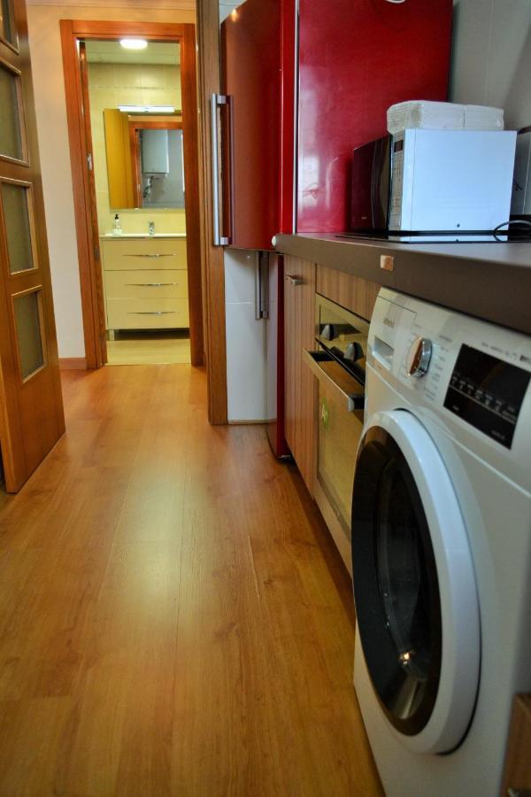 Hospitales Y Centro Suites Salmeron Apartment Malaga