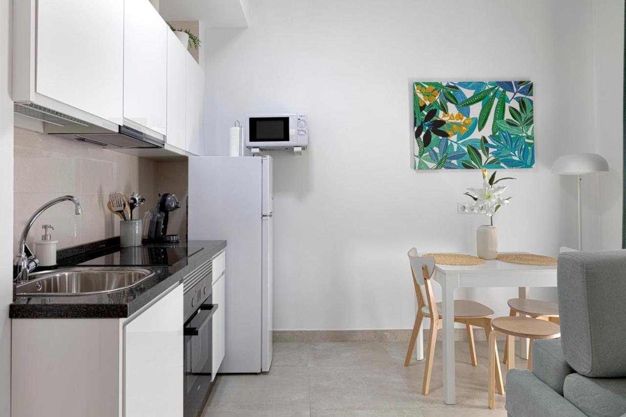 Homeabout Juan De Austria Apartment
