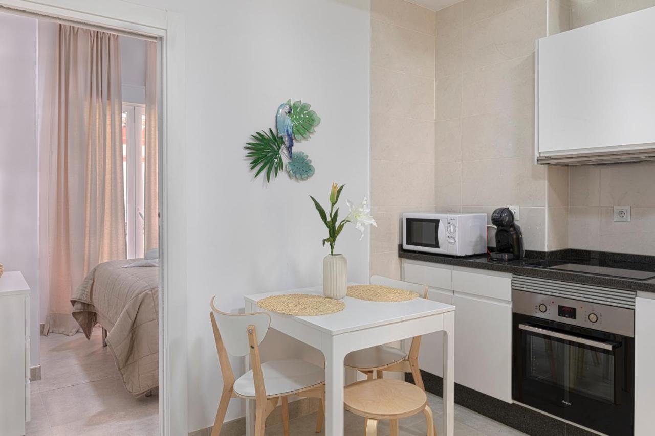Homeabout Juan De Austria Apartment