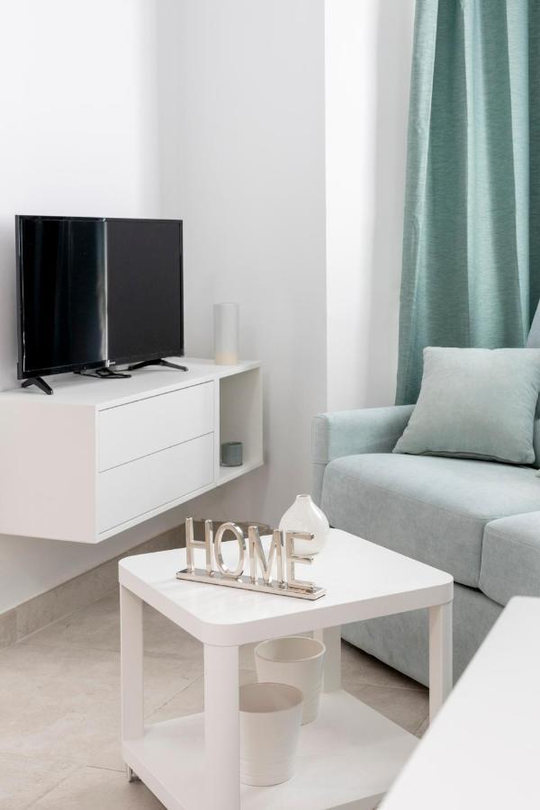 Homeabout Juan De Austria Apartment