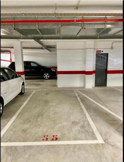 Apartment Estudio Con Parking Centro De By Grupo Bmorales *