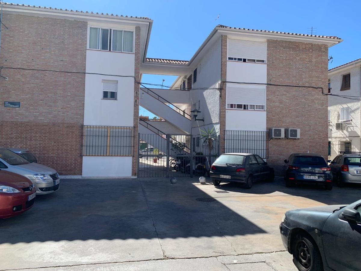 Malagadevacaciones - Lauri 123 Apartment Málaga