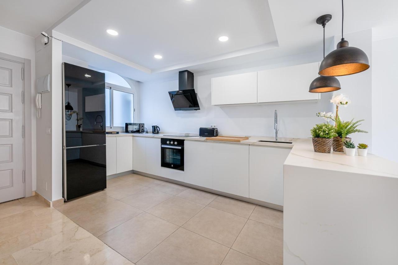 Precioso Apartamento En El Centro Con Aparcamiento *