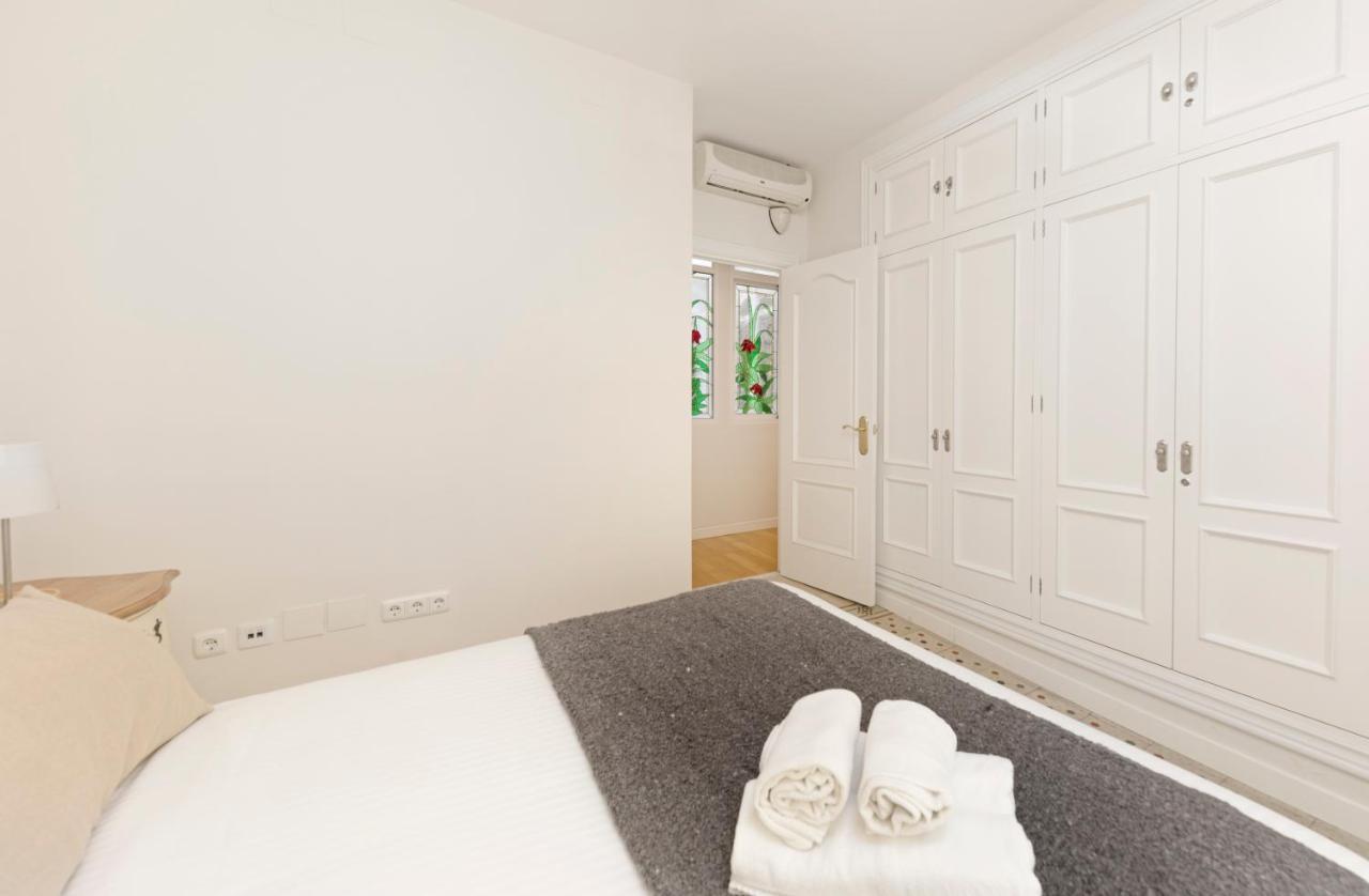 Apartment Holidays2malaga Correo Viejo Next Cathedral With French Balconies