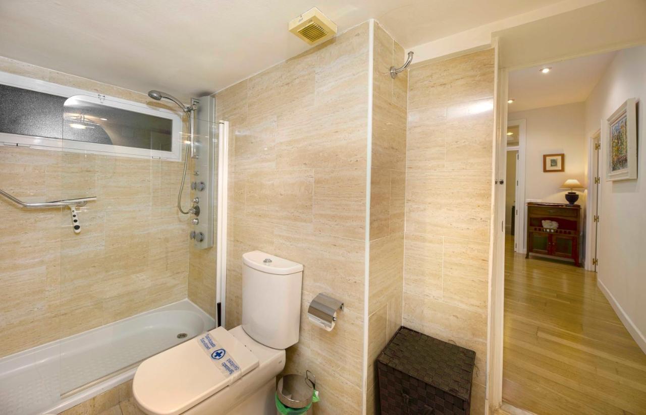 Apartment Holidays2malaga Correo Viejo Next Cathedral With French Balconies