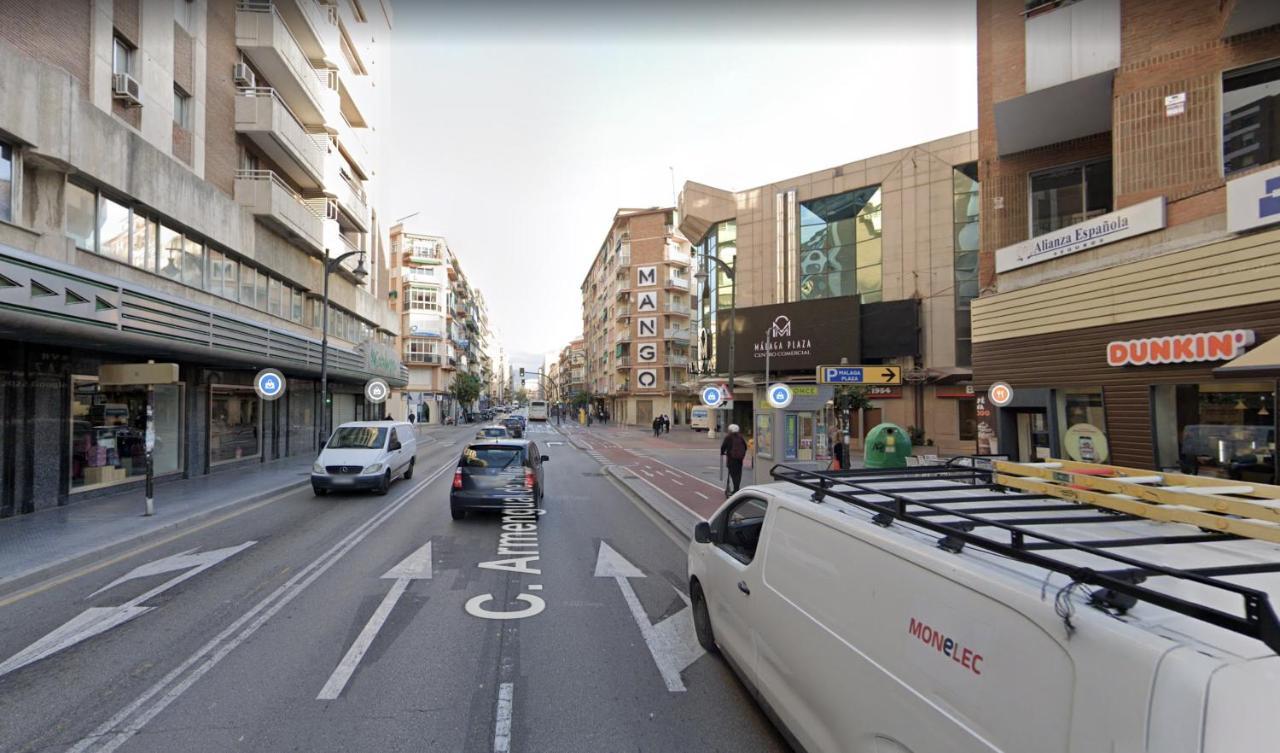 Apartment Holidays2malaga 2 Bedroom Armengual De La Mota Close Shopping Center Málaga